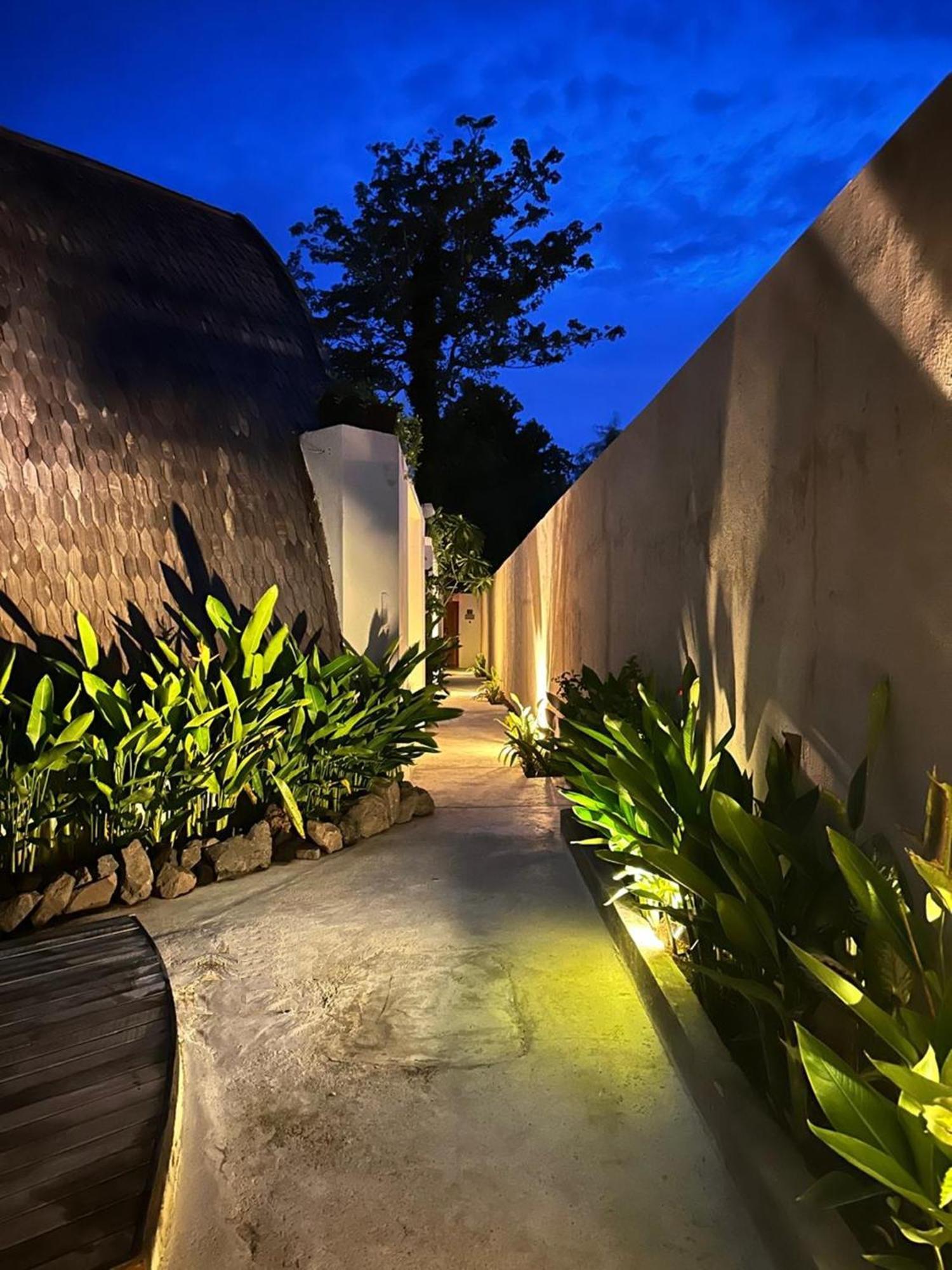 Abian Klumpu Villa & Spa ซานูร์ ภายนอก รูปภาพ